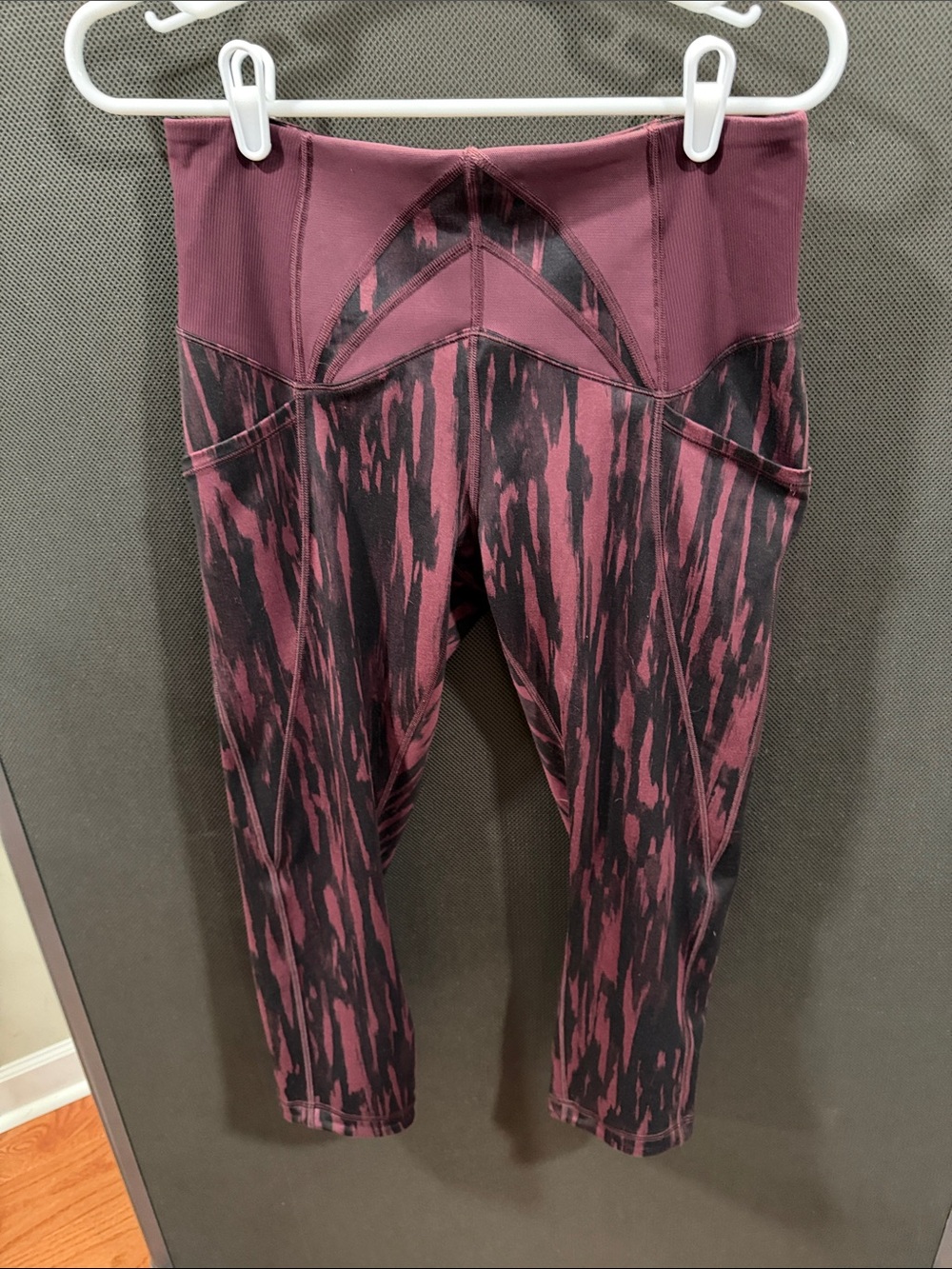 Lululemon leggings size 12
